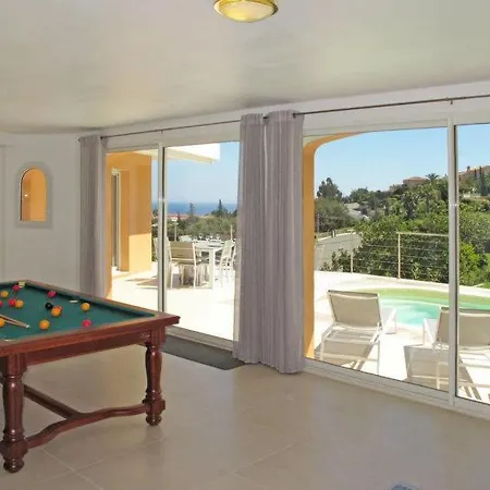 Holiday home Saint-aygulf Sleeps 10 Pool Air Con Wifi *