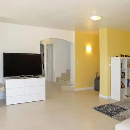 Holiday home Saint-aygulf Sleeps 10 Pool Air Con Wifi Saint Aygulf